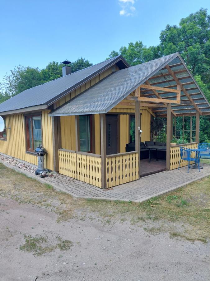 Joekalda Kodumajutus Villa Haademeeste Ngoại thất bức ảnh